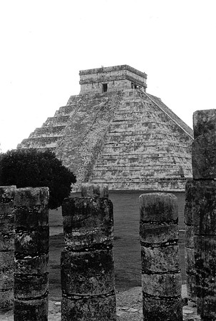 01092004-Chichen itza